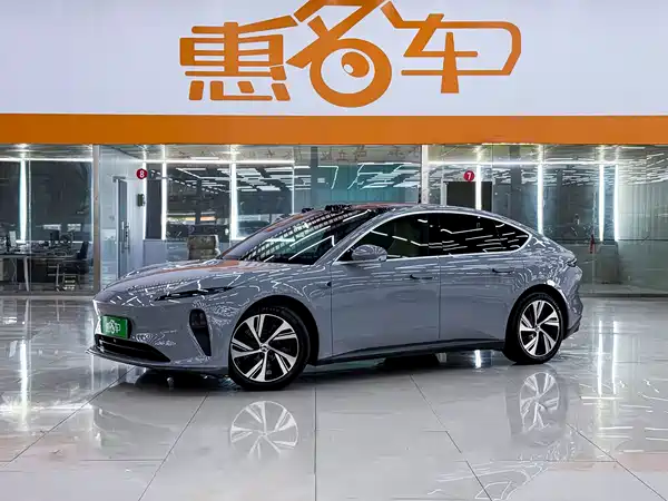 NIO ET5 2024