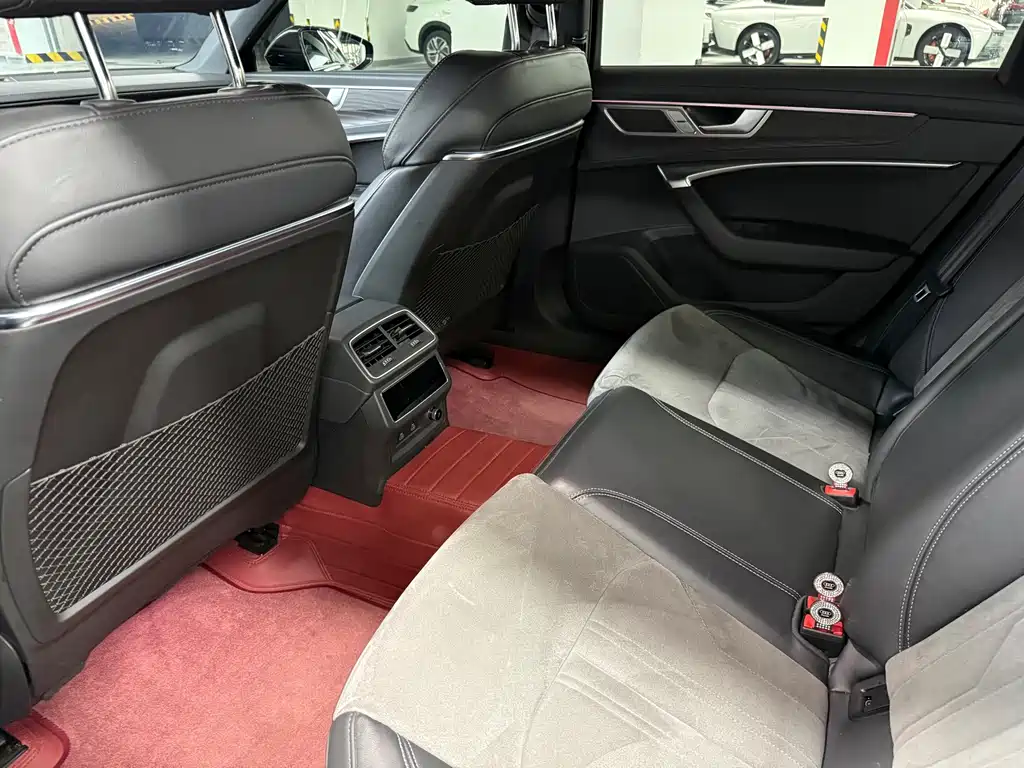 Audi A6L 2024