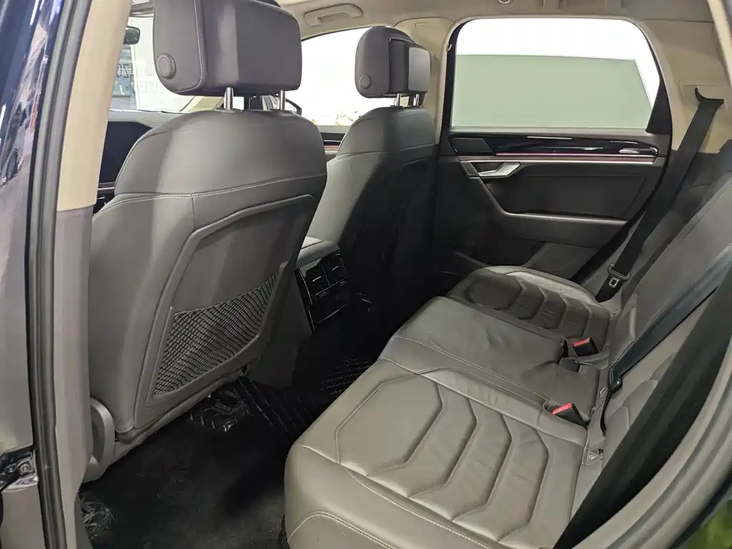 Volkswagen Touareg 2021