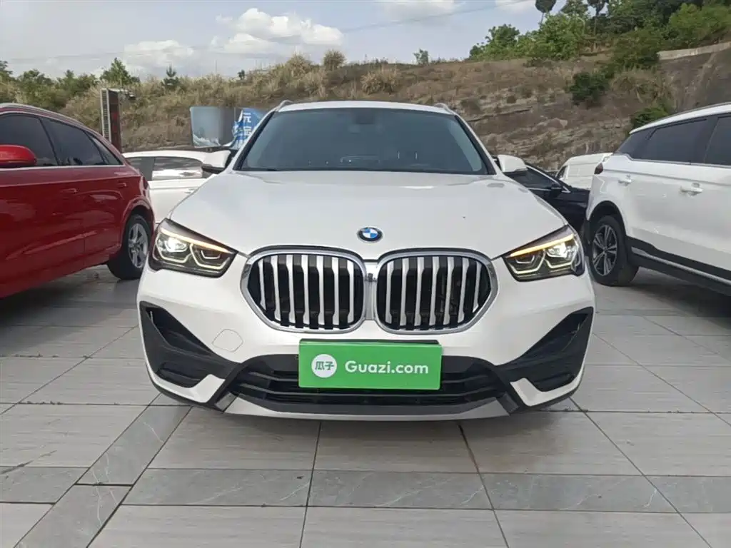 BMW X1 2021 — фото 3