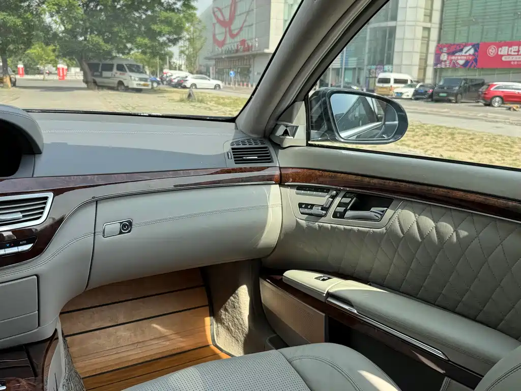 Mercedes-Benz S-Class AMG 2014 — фото 13