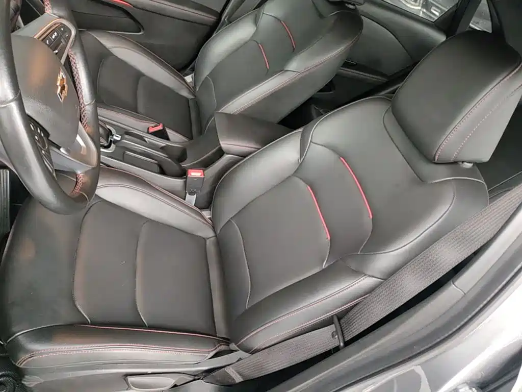 Chevrolet Monza 2020 — фото 15