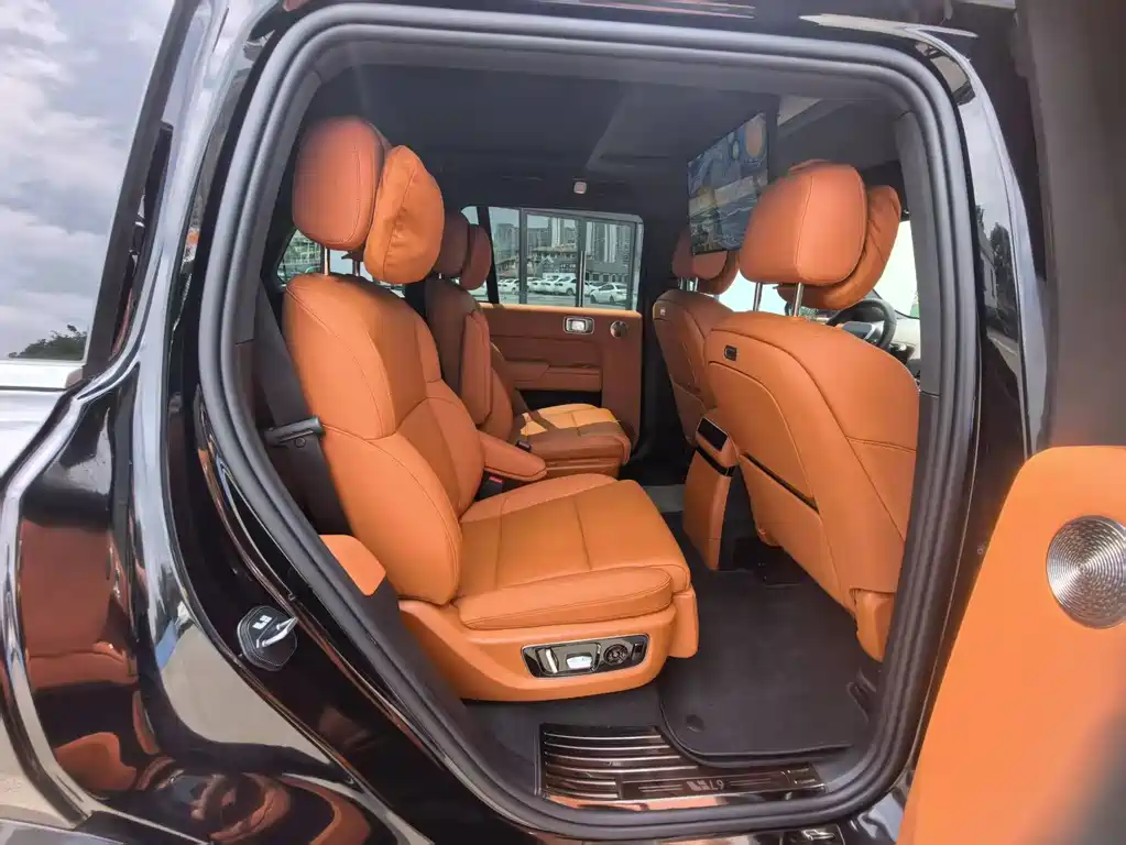 Li Auto Li L9 2025