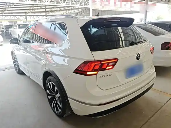Volkswagen Tiguan L 2021