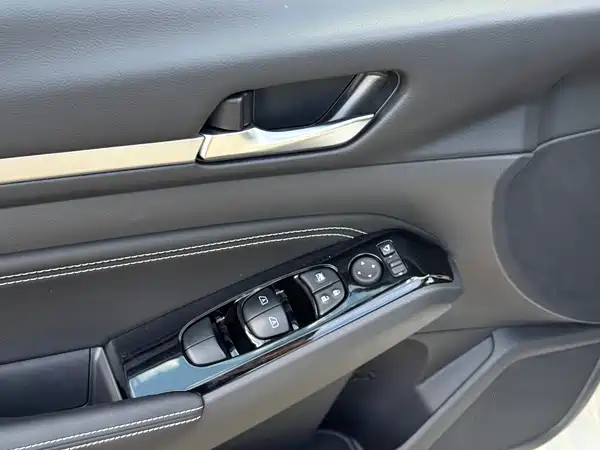 Nissan Teana 2021