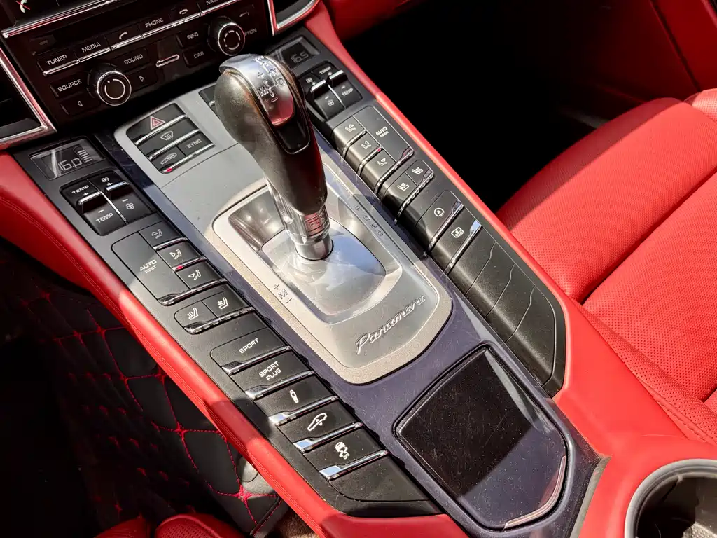 Porsche Panamera 2016 — фото 14
