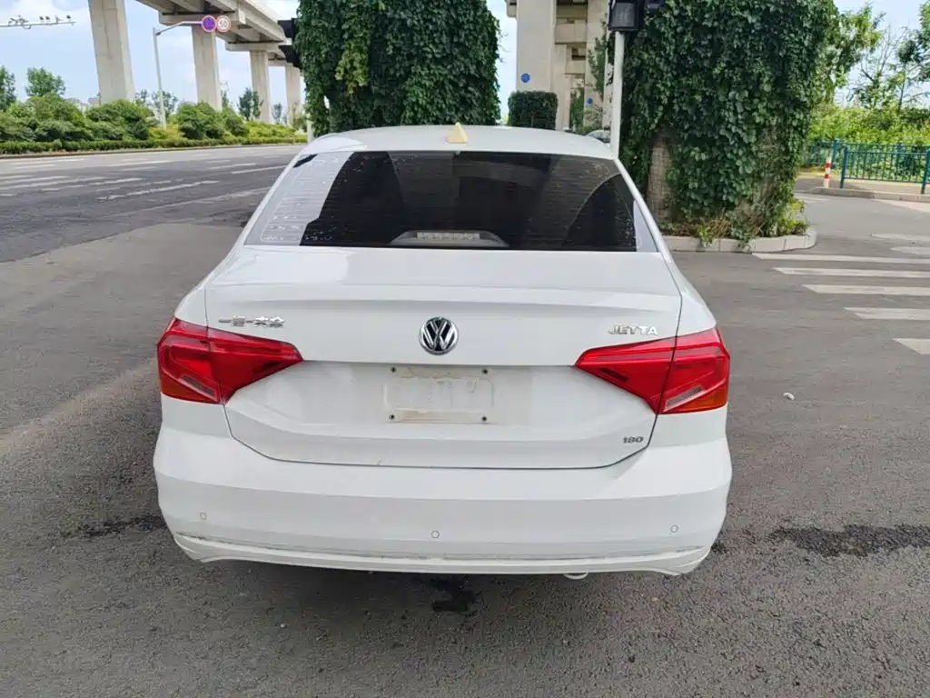 Volkswagen Jetta 2019