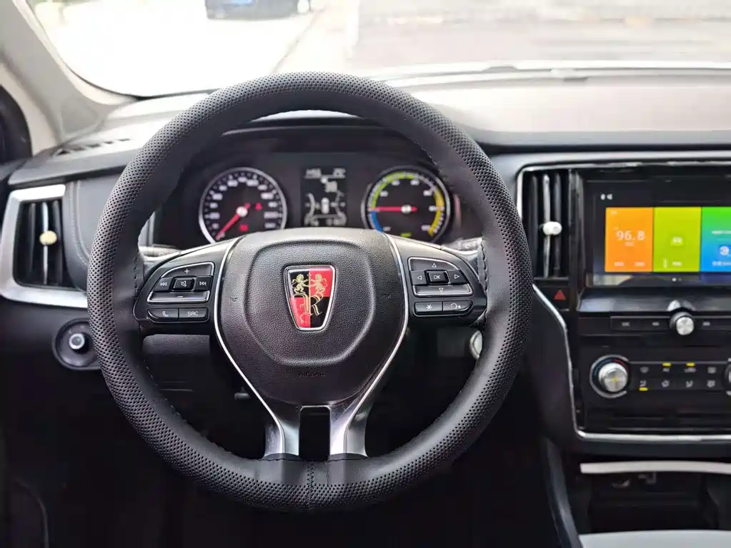 Roewe i6 New Energy 2020 — фото 16