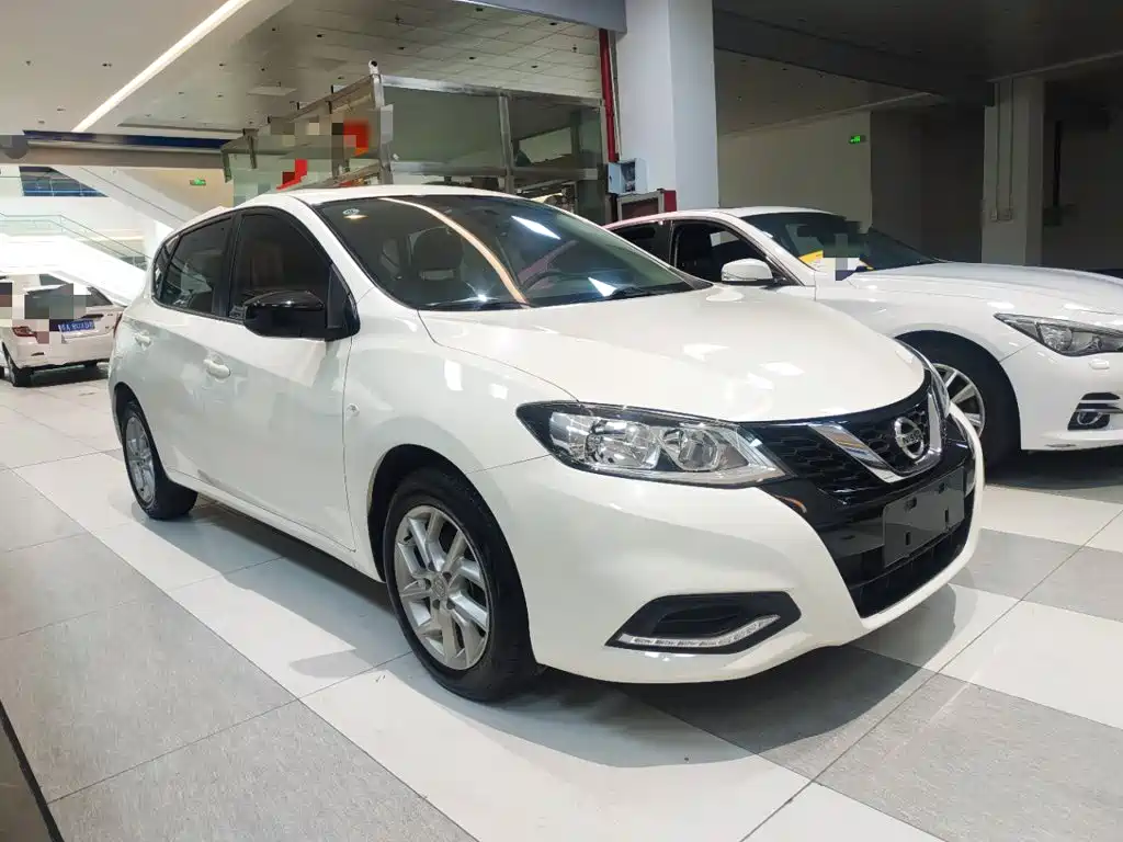 Nissan Tiida 2023