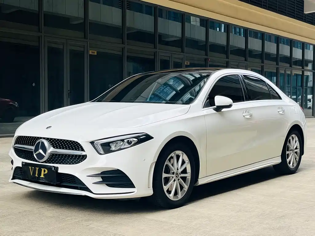 Mercedes-Benz A-Class 2020 — фото 1
