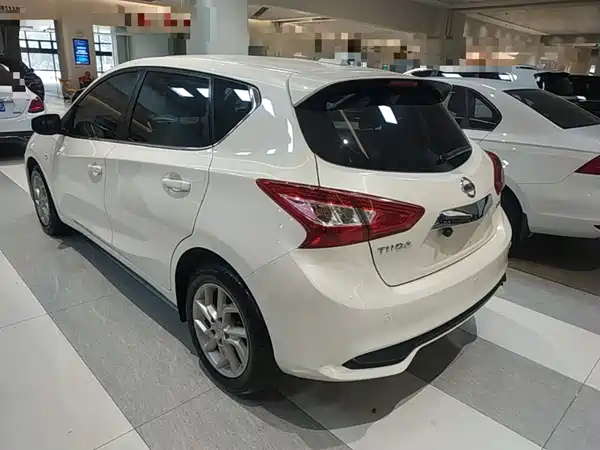 Nissan Tiida 2023