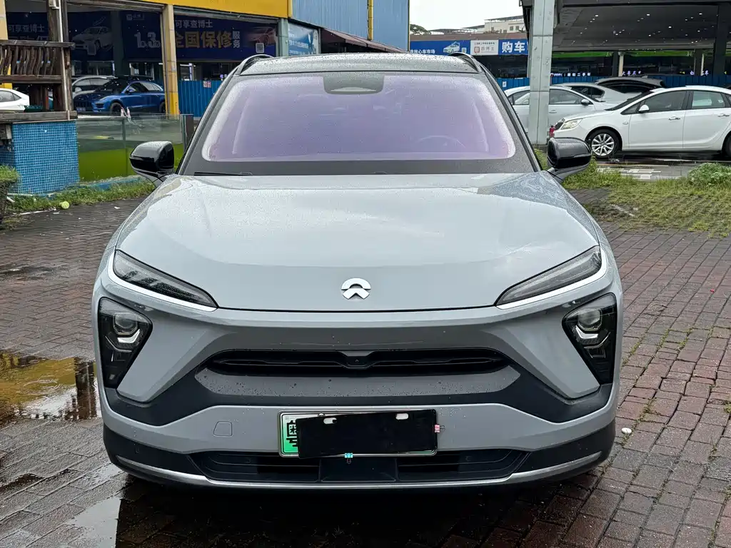 NIO ES6 2020