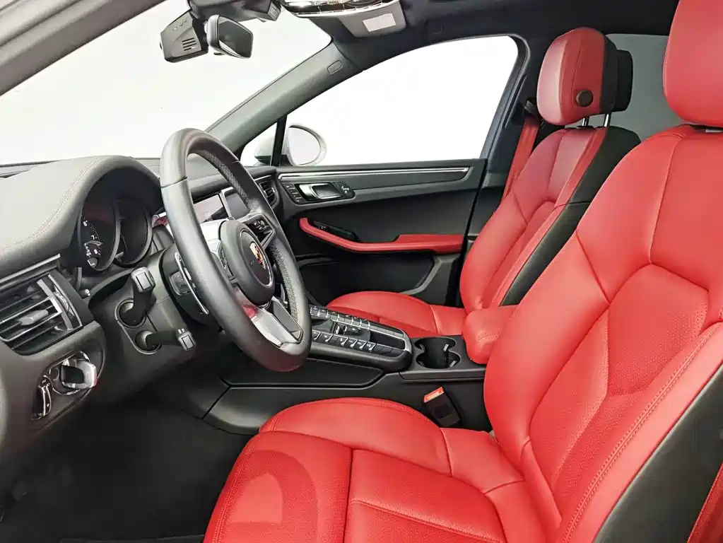 Porsche Macan 2020 — фото 13