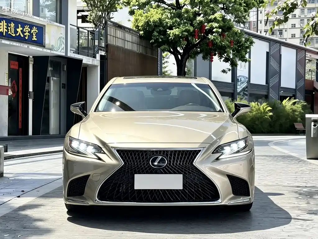 Lexus LS 2018
