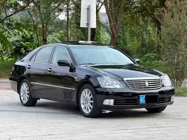 Toyota Crown 2008