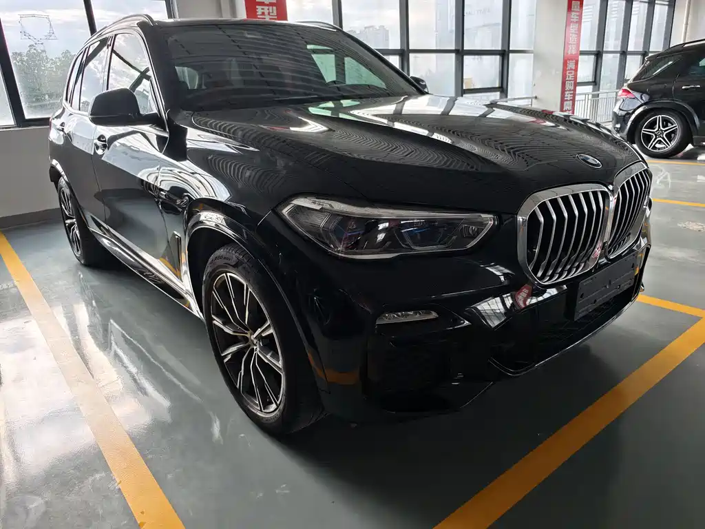 BMW X5 2019