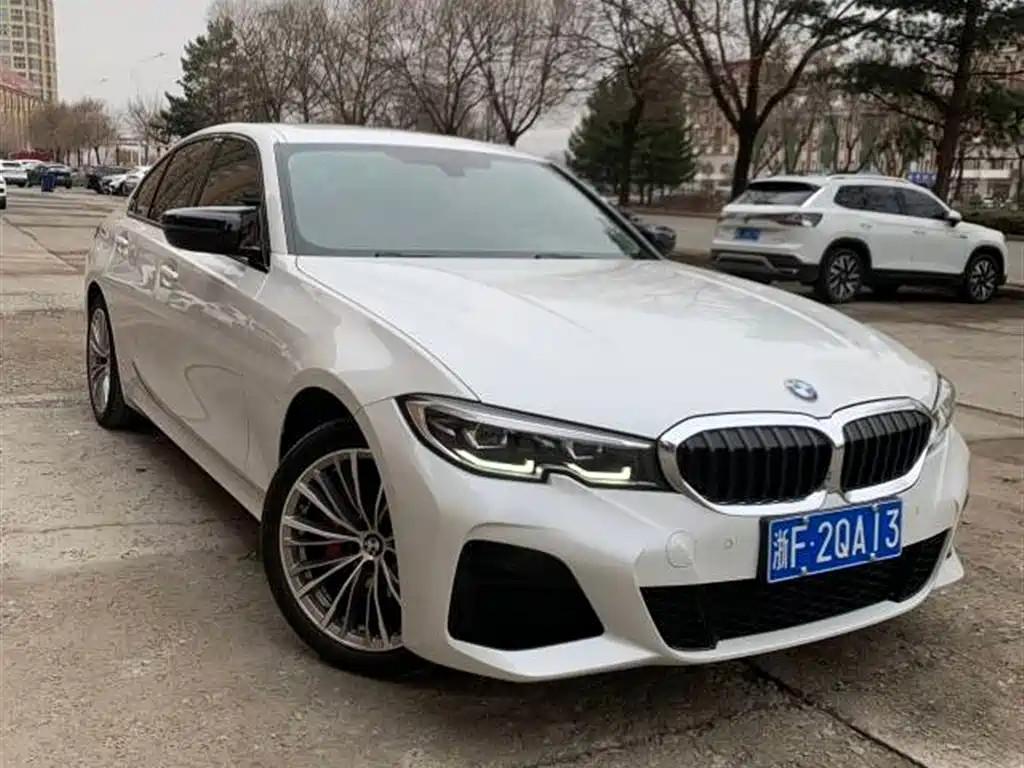 BMW 3 Series 2022