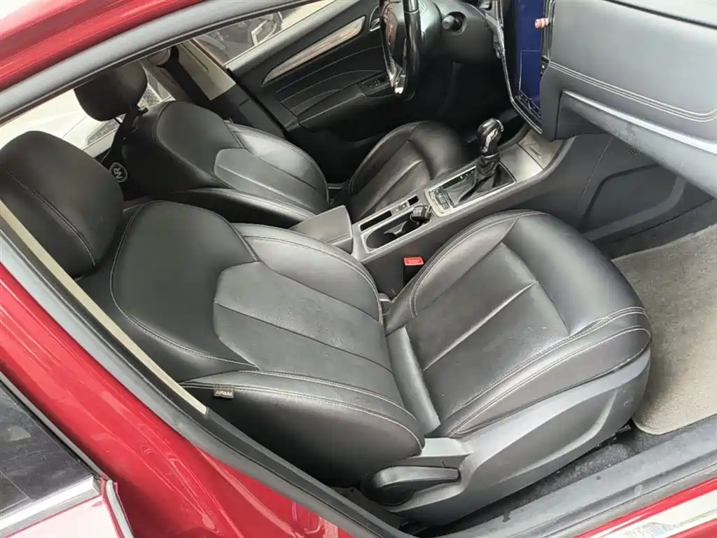 Roewe i6 Classic 2017 — фото 24