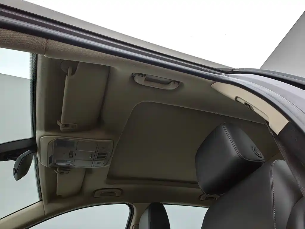 Buick Envision Plus 2017 — фото 14