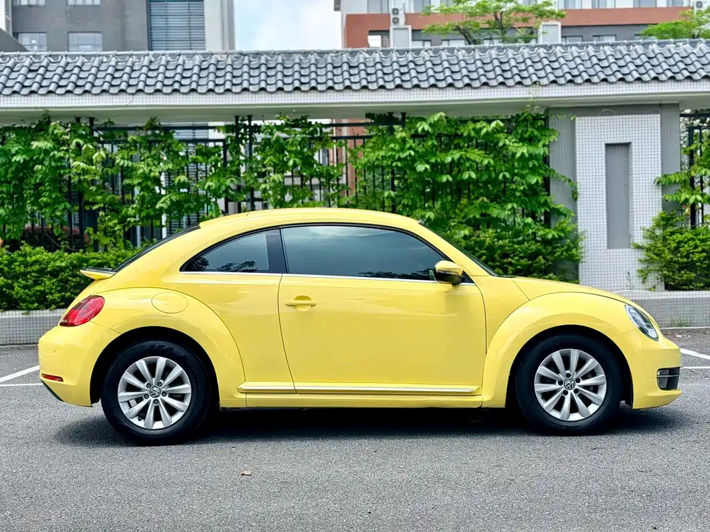 Volkswagen Beetle 2013