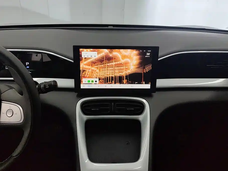 Geely Galaxy Starwish 2025 — фото 13