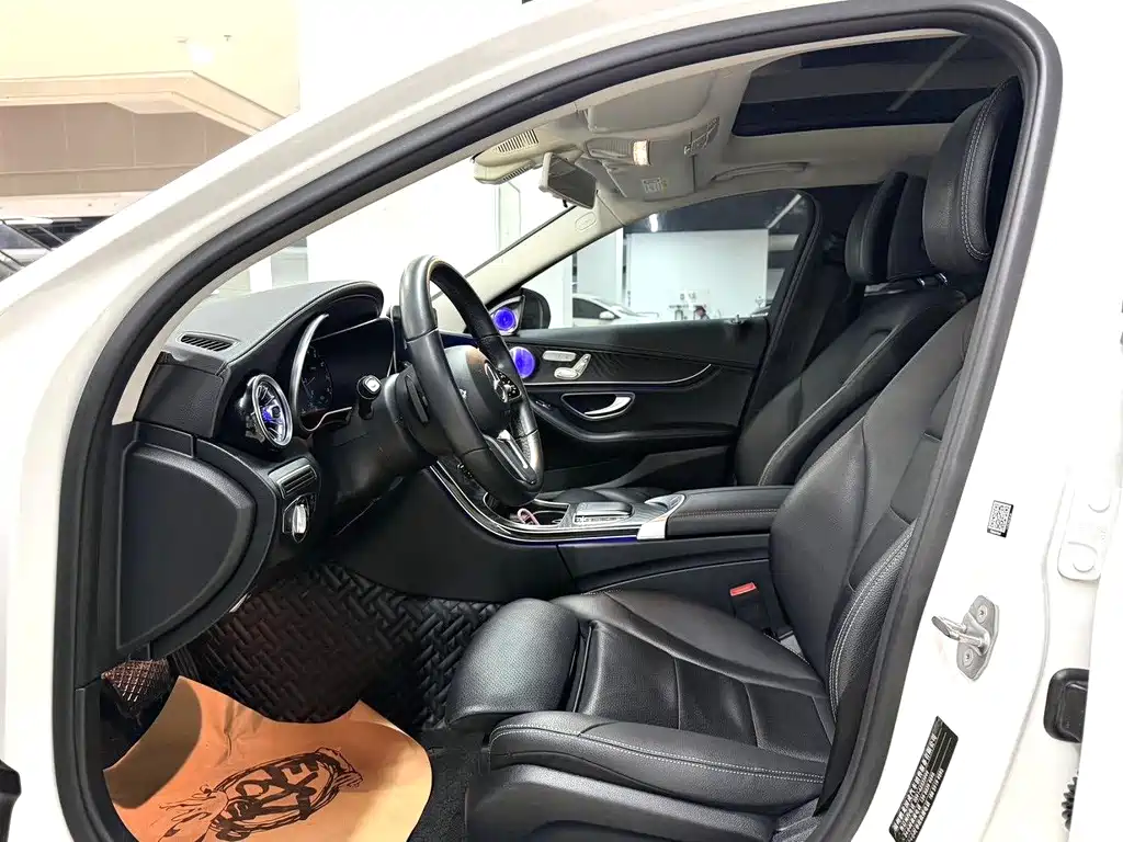 Mercedes-Benz C-Class 2019