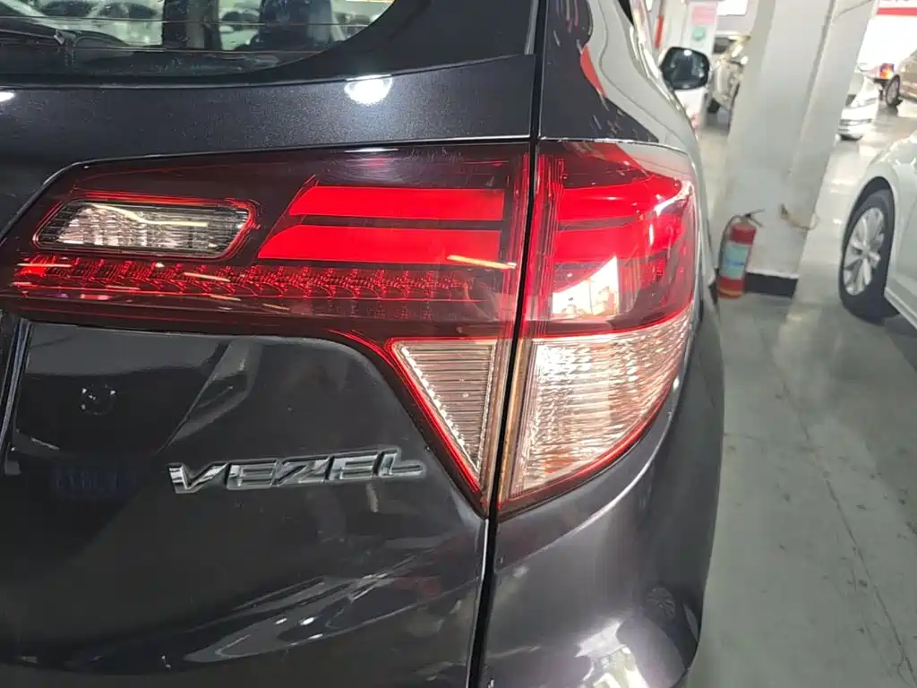 Honda Vezel 2018 — фото 8