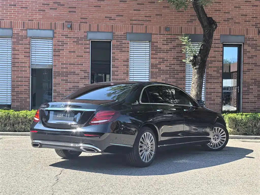 Mercedes-Benz E-Class 2020 — фото 3