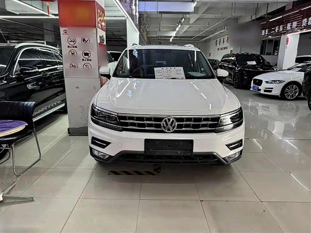 Volkswagen Tiguan L 2017 — фото 5