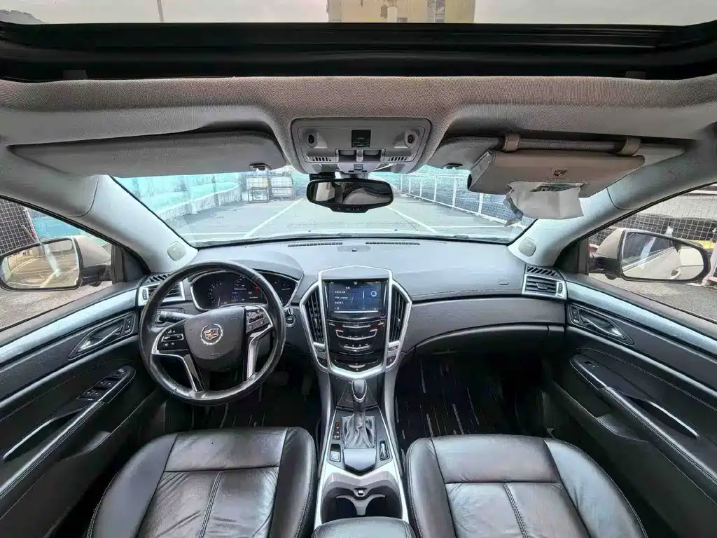 Cadillac SRX 2014 — фото 5
