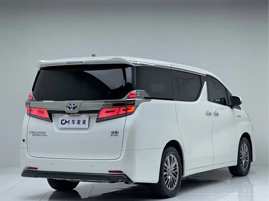 Toyota Vellfire 2021 — фото 3