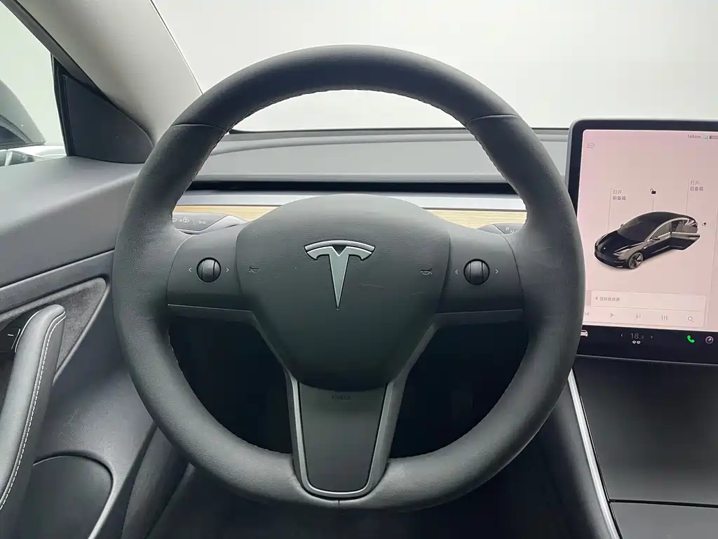 Tesla Model 3 2020 — фото 12