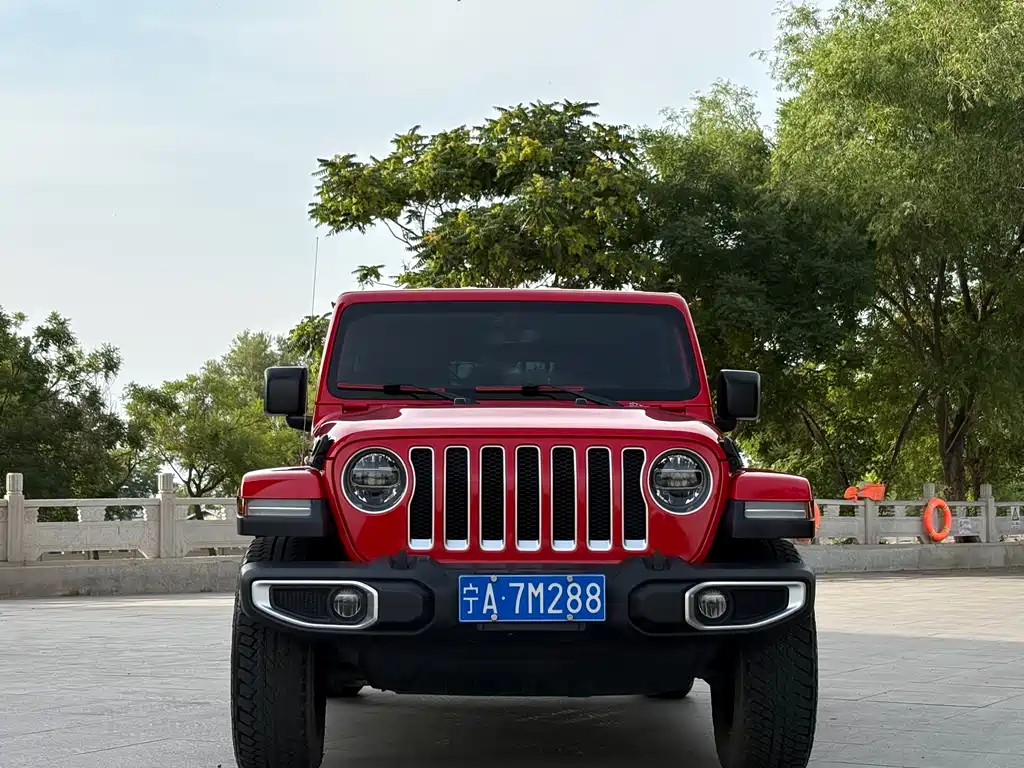 Jeep Wrangler 2021 — фото 2