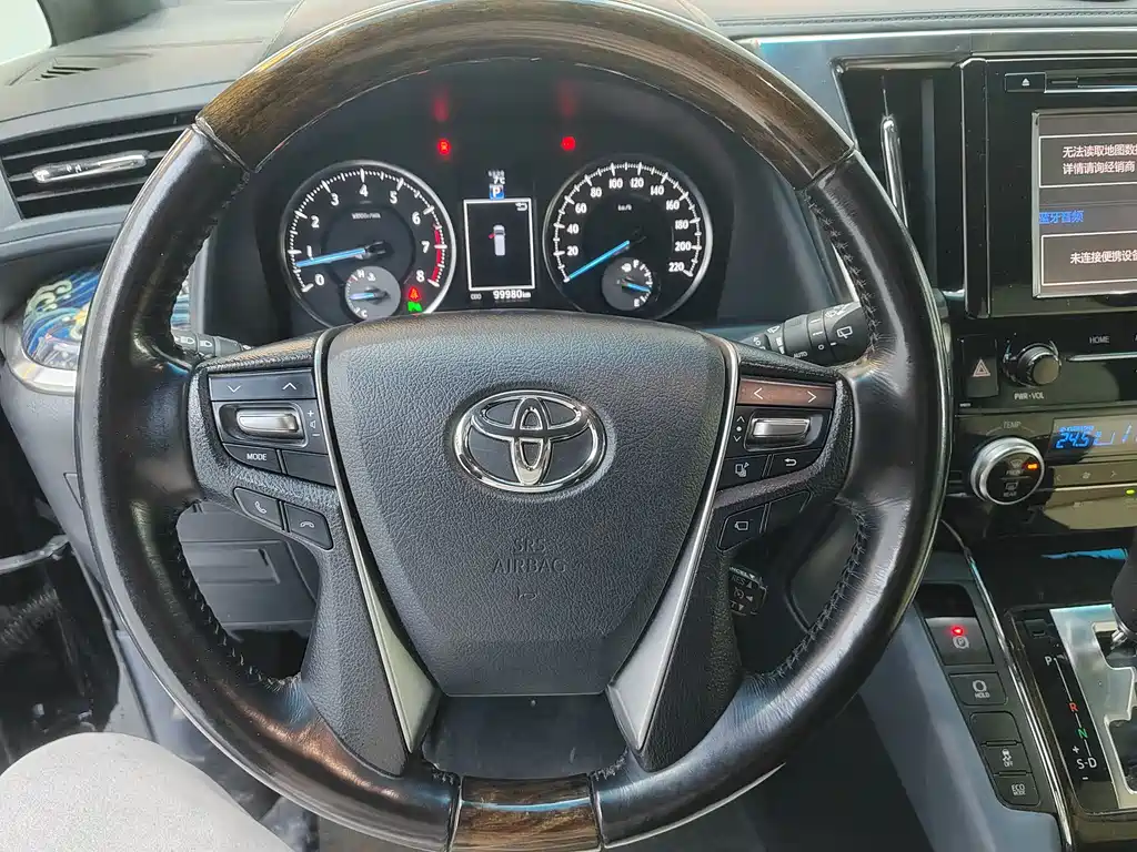 Toyota Alphard 2018 — фото 8