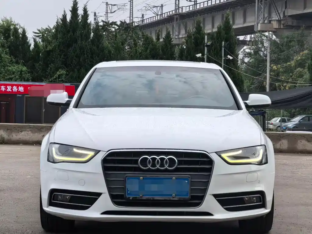 Audi A4L 2015 — фото 2