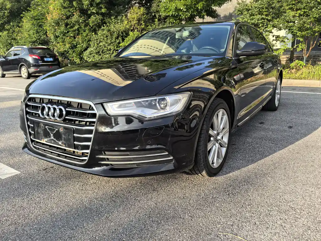 Audi A6L 2015 — фото 1