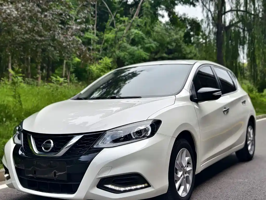 Nissan Tiida 2020 — фото 16