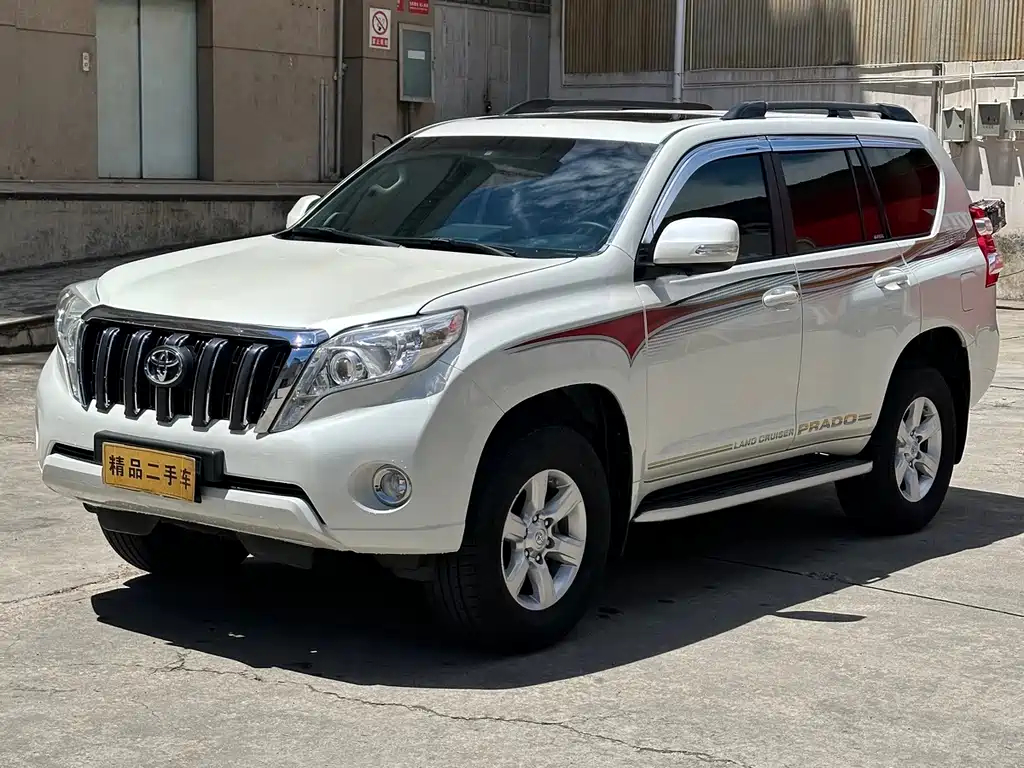 Toyota Prado 2016 — фото 3