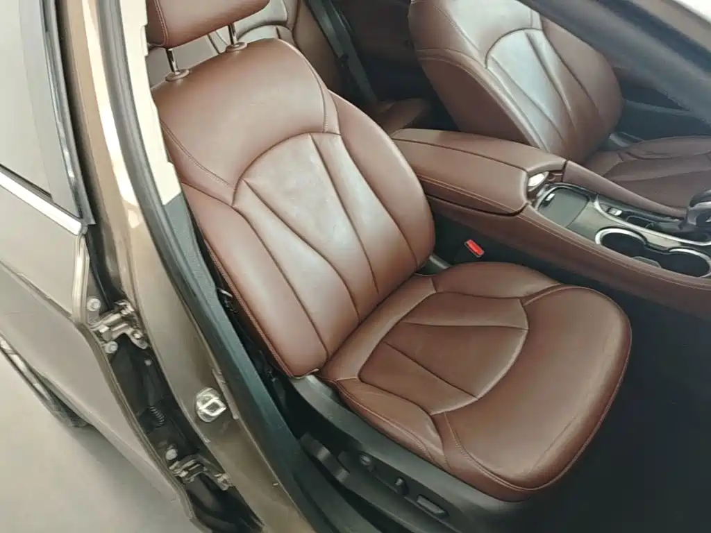 Buick Envision Plus 2019 — фото 25