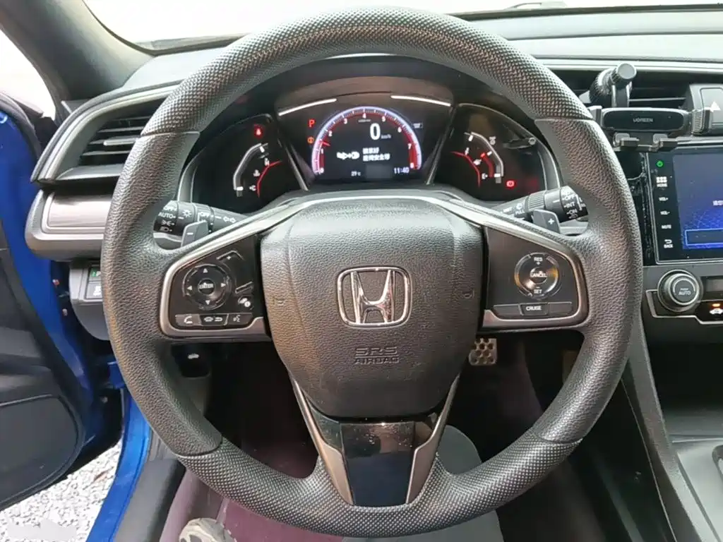 Honda Civic 2020 — фото 11