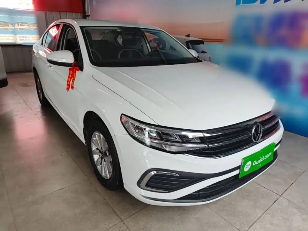Volkswagen Bora 2024