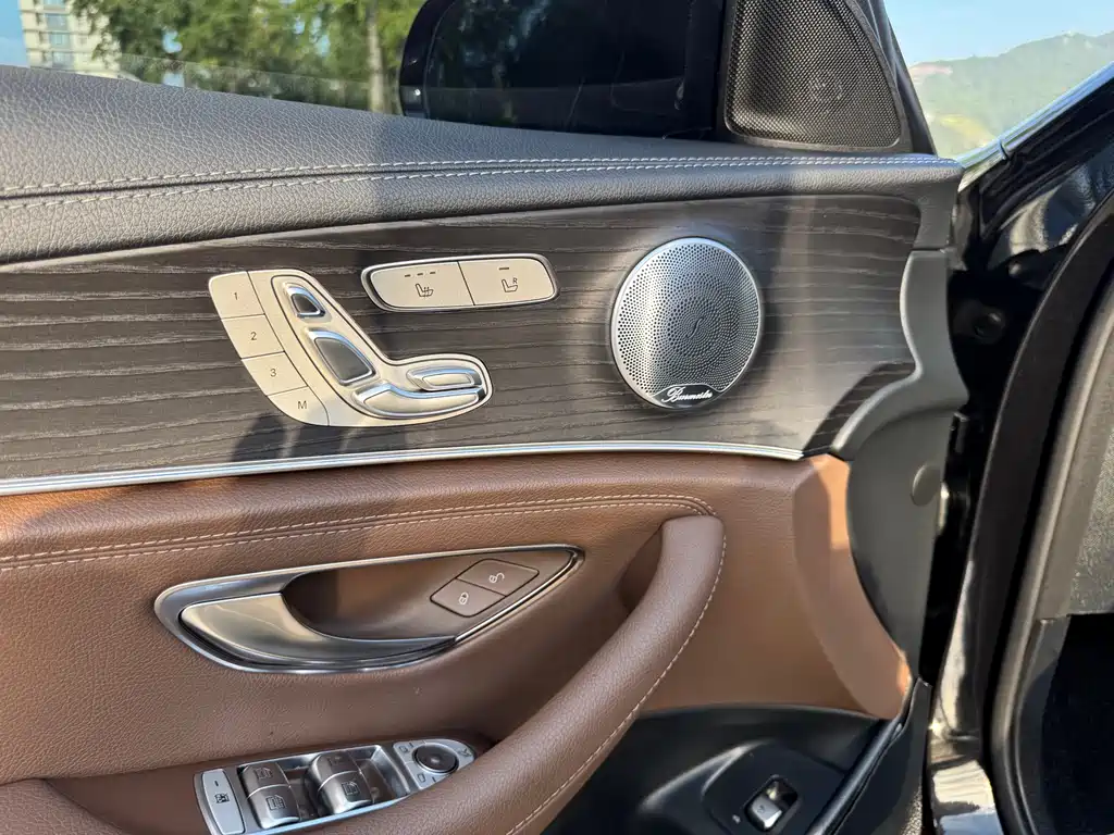 Mercedes-Benz E-Class 2019
