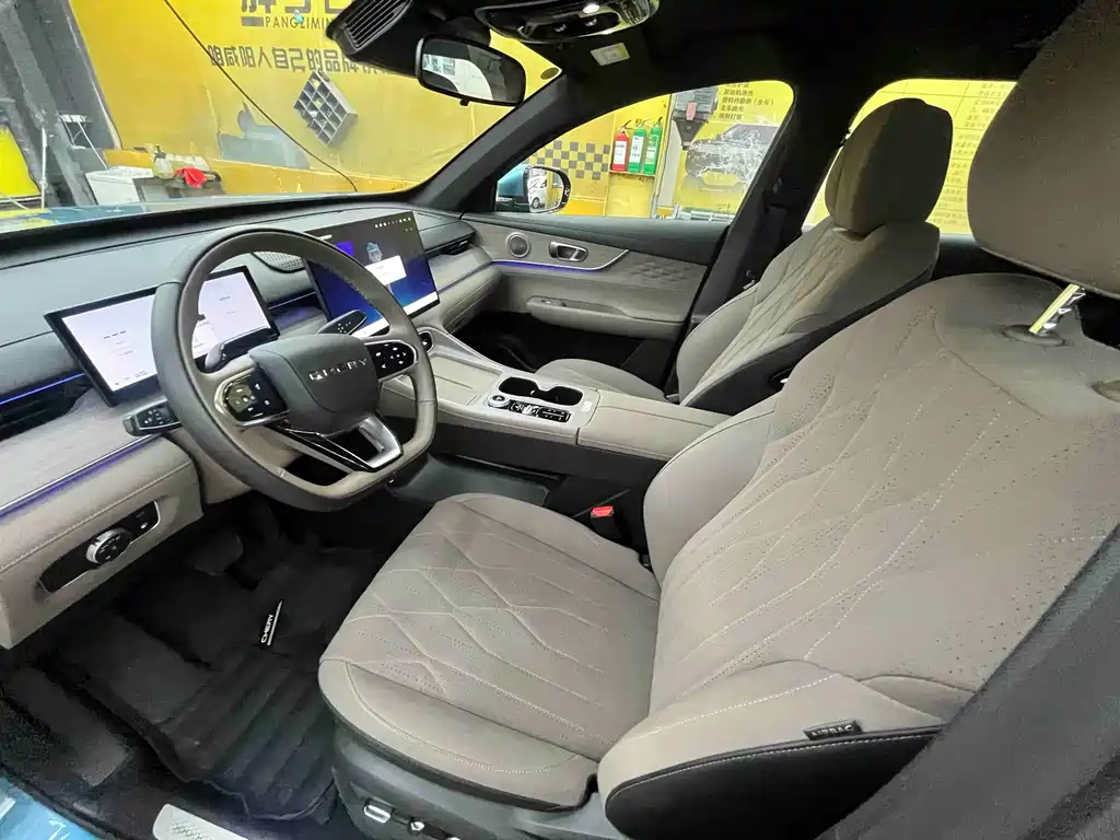 Chery Tiggo 8 PLUS C-DM 2026 — фото 10