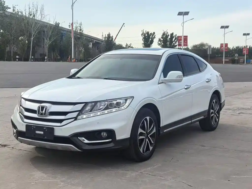Honda Crosstour 2016 — фото 2