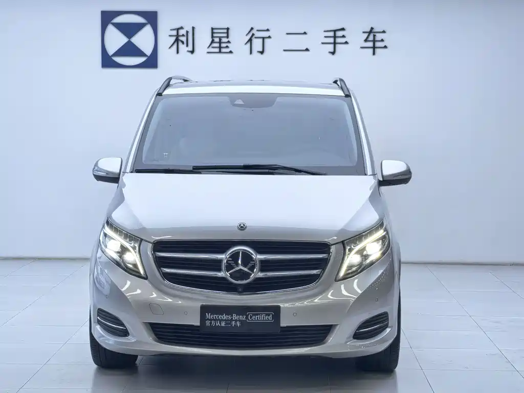 Mercedes-Benz V-Class 2020 — фото 4