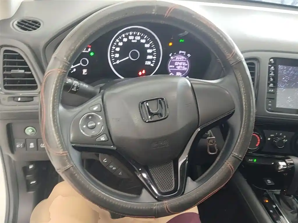 Honda Vezel 2021 — фото 11