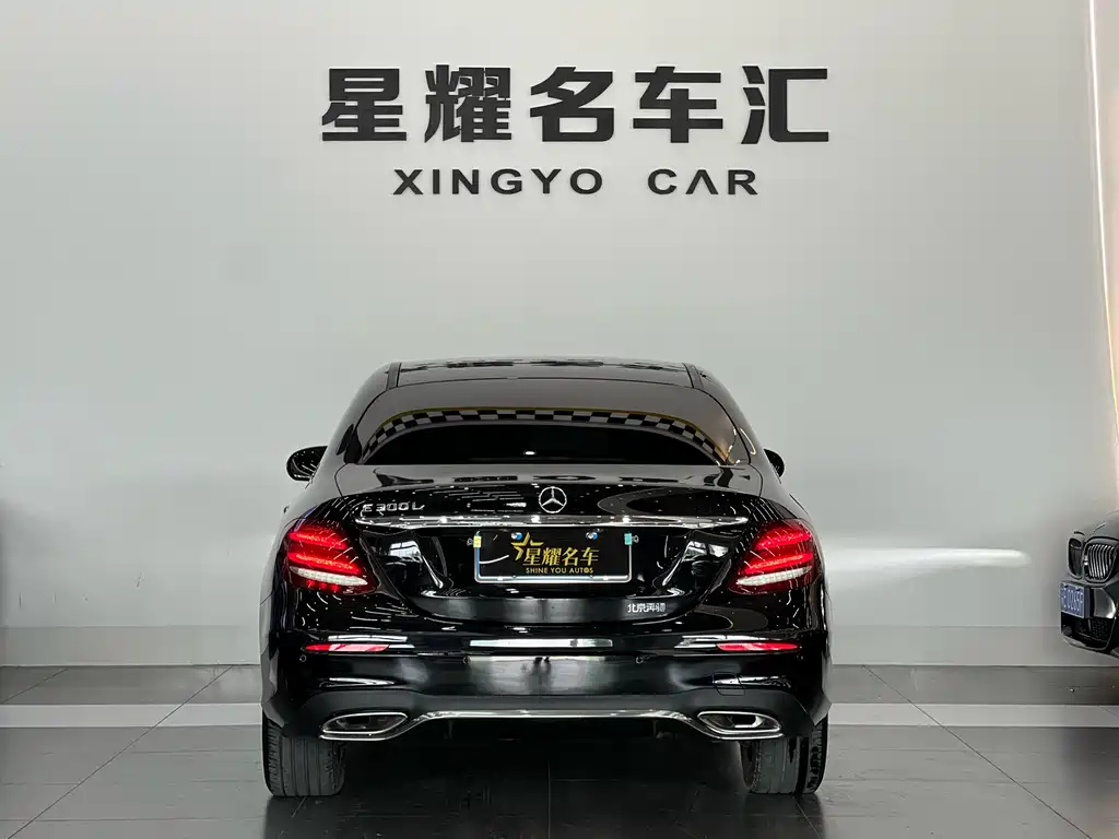 Mercedes-Benz E-Class 2020 — фото 15