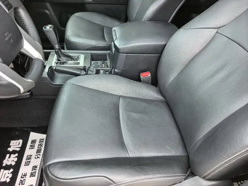 Toyota Prado 2017 — фото 15