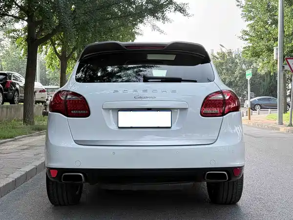 Porsche Cayenne 2014