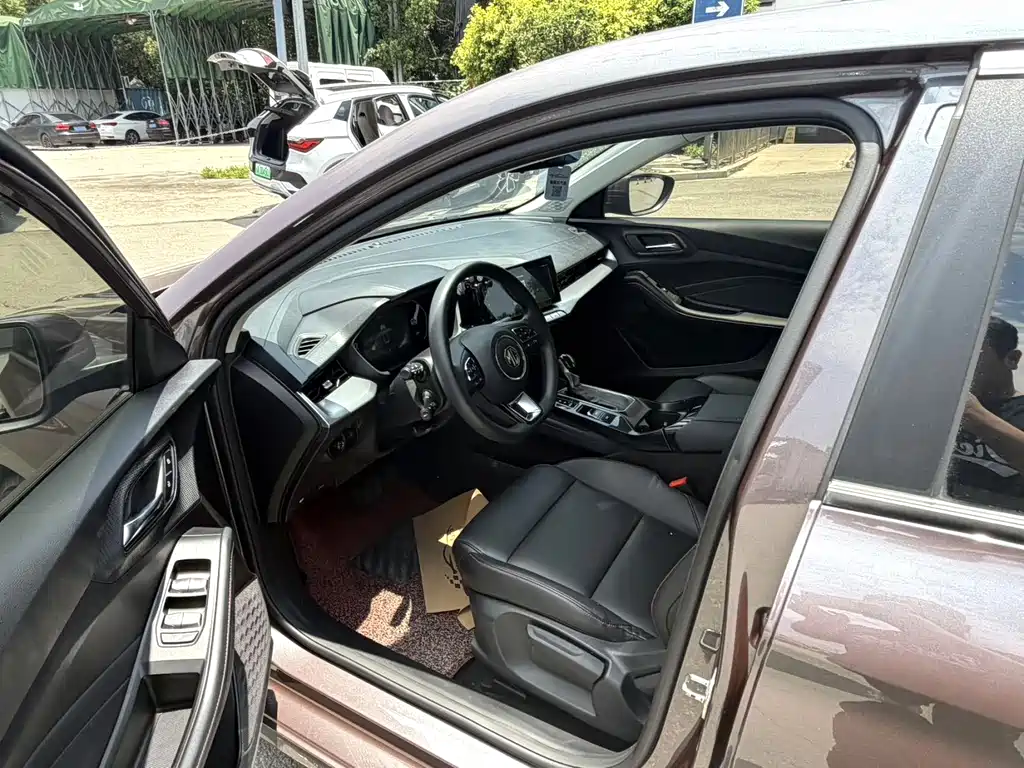 MG MG5 2020